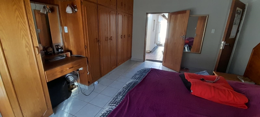 5 Bedroom Property for Sale in Meiringspark North West